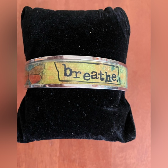 Kelly Rae Roberts Message Bangle - Picture 3 of 4